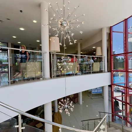 فندق Helios فارنا