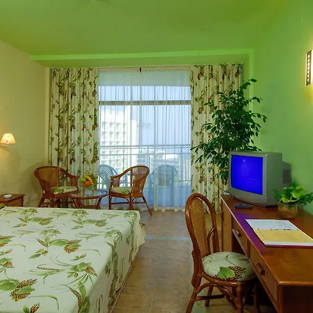 Helios Отель 4*